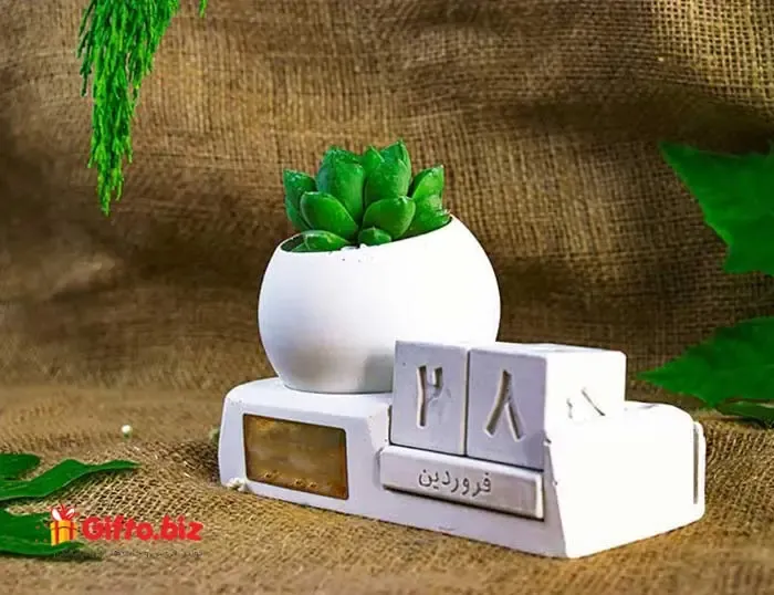 تقویم رومیزی بتنی آذین GBO76