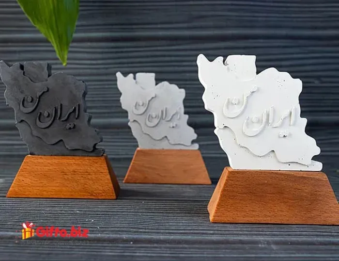 تندیس بتنی ایران GB077